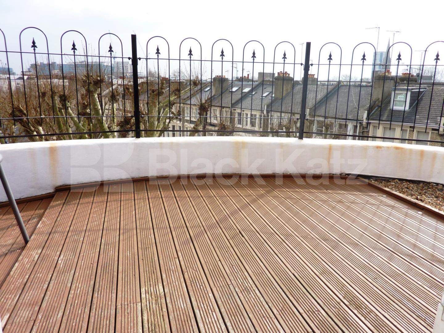 			NEW INSTRUCTION!, Studio Apartment, 1 bath, 1 reception Studio			 Sutherland Avenue, MAIDA VALE